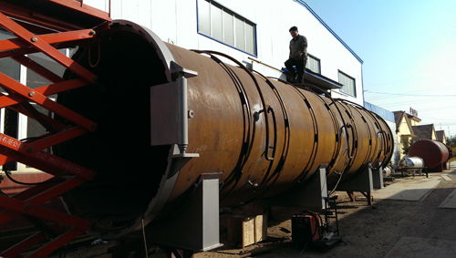 干餾木炭蒸壓釜產品工藝解析與鑫泰新材料在潤滑油銷售領域的協同發展